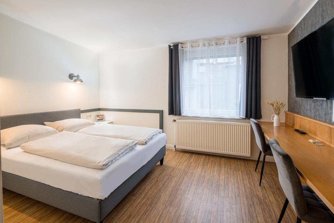 Schaefers Hotel, Self-Check-In, Cafe Und Baecker Am Hotel Vechta Exterior photo